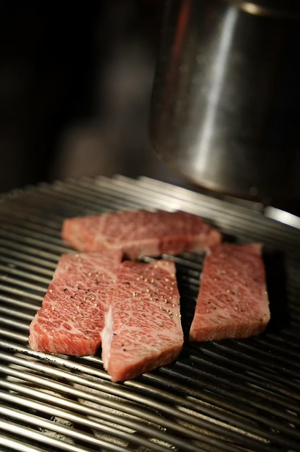 炭火焼肉屋つるはし